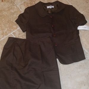 Le Suit brown skirt suit NWT